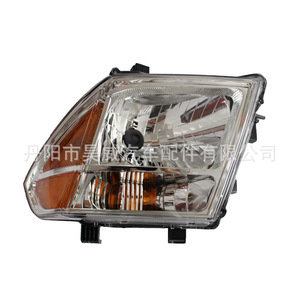 ไฟหน้ารถนิสสัน พาธไฟน์เดอร์ รุ่น 26010-EA525 ซ้าย-ขวา แบบฮาโลเจน สำหรับเกียร์อัตโนมัติ - Product Image 1