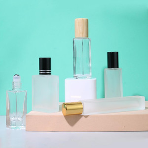 Flacon à bille en verre transparent givré <span class=keywords><strong>de</strong></span> luxe vide pour <span class=keywords><strong>parfum</strong></span> ou huile essentielle, petit format, 3 ml, 5 ml, 10 ml, 15 ml, 20 ml, 30 ml - Product Image 1