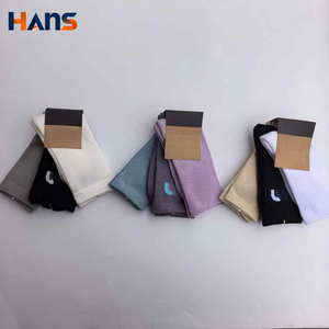 ถุงเท้ากีฬาถักแบบหนา 3 คู่ ยี่ห้อ Hans สำหรับปั่นจักรยานและปีนเขา - Product Image 1