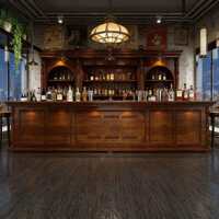 Comptoir de bar multifonctionnel en bois massif de style européen vintage, personnalisé, pour hôtel, réception, avec rangement intégré, traditionnel