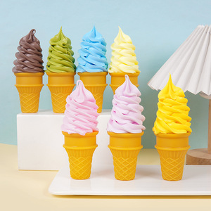Modelo simulado de cono de helado con forma de antorcha, decoración simulada para puesto de mercado nocturno, accesorio para fotografía - Product Image 1