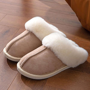 Pantuflas de algodón gruesas antideslizantes para toda la familia, para otoño e invierno, para hombres y mujeres, aptas para interiores y exteriores. - Product Image 1