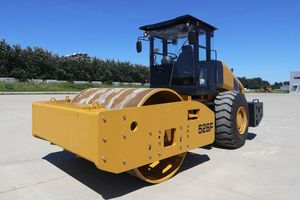 Rodillo Compactador de Acero de Una Sola Rueda de 26 Toneladas SEM526F, Compactador de Construcción Duradero - Product Image 2