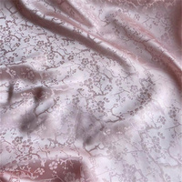 Chinois en gros populaire mûrier pure soie Jacquard tissu fleur de prunier couleur unie pour dame maison Textile Robe