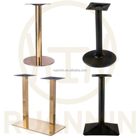 Table en acier inoxydable doré avec plateau en marbre, assortiment parfait pour les tables à manger, les restaurants, les cafés et les fast-foods