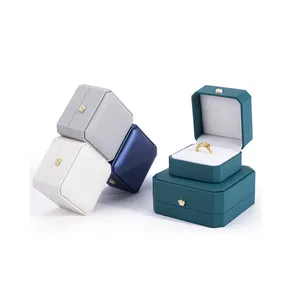 Fabriqué en Chine nouveau design boîte à bijoux octogonale vert foncé en flanelle boîte à collier de perles