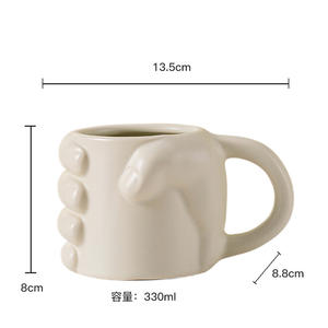 OEM/ODM Vente de gros Cadeau unique de <span class=keywords><strong>papa</strong></span> Tasse à main de père en céramique 3D personnalisée Tasse à main de <span class=keywords><strong>papa</strong></span> Tasse à bosse de poing personnalisée amusante pour la journée - Product Image 2
