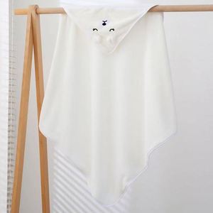 Multicolor Eco-Friendly Velvet Ponchos Soft <b>Hooded</b> Bath <b>Towels</b> for Kids Newborns Winter Cartoon Pattern Square for Bedroom Hotel - Product Image 3