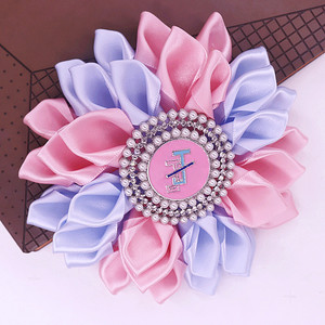 Nuovissimo arrivo <span class=keywords><strong>Jack</strong></span> e <span class=keywords><strong>Jill</strong></span> Of America ispiratore corpetto fatto a mano Pin rosa e blu tono jjjoa spilla di fiori da donna - Product Image 4