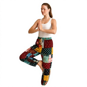 Pantalon de jogging unisexe imprimé patchwork en mélange de coton, décontracté, pour le sport et la détente, avec logo personnalisé OEM ODM - Product Image 1
