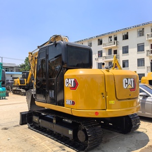 Excavatrice sur chenilles CAT307 d'occasion de haute qualité, en bon état, modèle 2022, 7 tonnes, petite et moyenne taille, à vendre à un prix avantageux. - Product Image 1