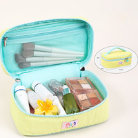 Grande Trousse de Maquillage Mignonne en Polyester Grande Capacité, Imperméable, Essentielle pour les Voyages, avec Fermeture Éclair, Portable pour les Déplacements