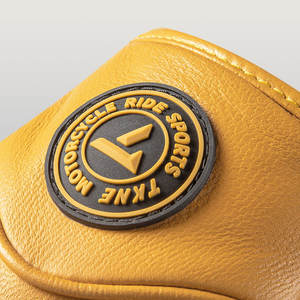 Gants de moto TKNE en cuir de chèvre véritable, compatibles écran tactile, avec protection des articulations des poings - Product Image 4