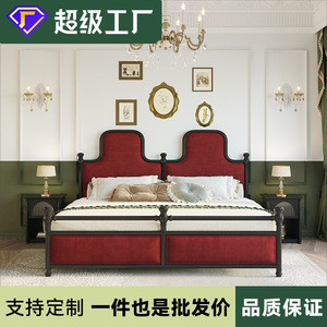 เตียงคู่สไตล์ฝรั่งเศสย้อนยุค สีดำ ทำจากไม้เนื้อแข็ง หุ้มเบาะพนักพิงสูง สำหรับห้องนอนใหญ่ในวิลล่า - Product Image 5