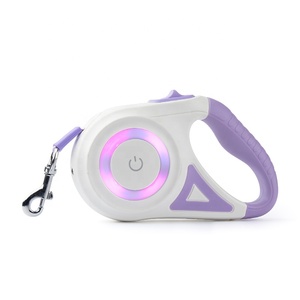 Einziehbare Haustier leine mit Touch Light, LED-Taschenlampe, 16 Fuß, 360 ° ohne Verwicklung, Einhand bremse und Schloss, rutsch fester weicher TPR-Griff - Product Image 3