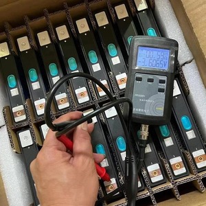 แบตเตอรี่ลิเธียมแบบแท่งปริซึม NCM 58Ah 3.7V สำหรับรถยนต์ไฟฟ้า อัตราการคายประจุ 5.8C รอบการใช้งานสูง ประสิทธิภาพสูง ชาร์จซ้ำได้ น้ำหนัก 860 กรัม รุ่น 1260100 - Product Image 2