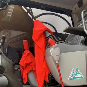 Excavadora Usada Komatsu PC220 de Marca Japonesa, Importada, de Alta Calidad, a la Venta a Bajo Precio - Product Image 2