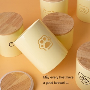 Urne funéraire en céramique de luxe avec motif de pattes et d'os, couvercle en bambou, hermétique et résistant à l'humidité, pour chiens et chats - Product Image 4