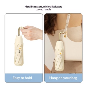 Sombrilla Plegable para Mujer con Gancho Dorado Pequeño, 8 Varillas, Protección Solar y Lluvia, Venta al por Mayor para Fabricantes - Product Image 4