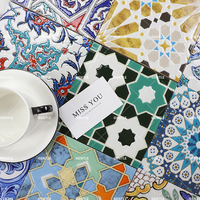 Carreaux muraux de luxe, motif émaillé en relief classique marocain
