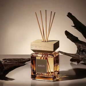 โรงงานอ้ายคุนขายตรงของตกแต่งบ้าน ขวดสี่เหลี่ยมขนาดใหญ่ 200 มล. น้ำหอมปรับอากาศแบบไม่ใช้ไฟ สำหรับโรงแรม ตกแต่งภายในบ้าน ก้านไม้หอมธรรมชาติ - Product Image 3