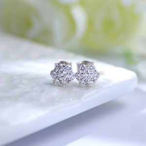 Boucles d'oreilles clous de luxe en or blanc massif 18 carats avec diamants naturels en forme de fleur pour femme, cadeau de mariage et d'anniversaire, bijoux - Product Image 6