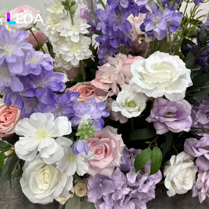 Tapis de sol élégant LEDA en lavande, chemin de table en soie avec fleurs artificielles pour la décoration d'allées de mariage - Product Image 3