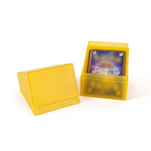 Caja de plástico amarilla resistente personalizada al por mayor para almacenamiento de tarjetas coleccionables TCG - Product Image 1