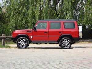 Véhicules SUV BAIC BJ80, profondeur de franchissement de 600 mm, blocage du différentiel pour une évacuation facile, voitures d'<span class=keywords><strong>occasion</strong></span> essence - Product Image 4