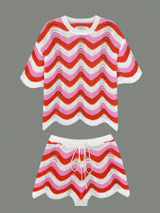 <span class=keywords><strong>Ensemble</strong></span> tricoté rayé ondulé pour <span class=keywords><strong>femme</strong></span>, collection Printemps 2026, 2 pièces, respirant, 100 % polyester, pull à manches courtes ajouré et short, couleur coucher de soleil - Product Image 4