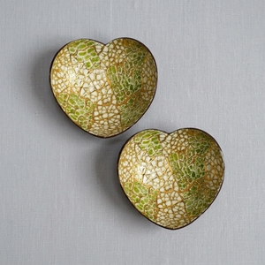 <b>Coconut</b> <b>Shell</b> Heart Bowl Handmade Lacquered Decorative Bowl Eco Friendly Craft for Candy Nuts Jewelry Storage Home Decor - Product Image 2