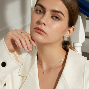 Vòng Cổ Mặt Dây Chuyền Hình Cô Gái CZCITY Trang Sức Dainty Kim Cương Quyến Rũ Hợp Thời Trang Iced Đơn Giản VVS Chuỗi Mặt Dây Chuyền Moissanite Tùy Chỉnh - Product Image 3
