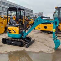 Liquidación: Miniexcavadora de orugas usada U17 de 5 toneladas con brazo oscilante, motor, caja de cambios y bomba en venta