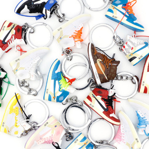 En gros Porte-clés lumineux, Boîte mystère, Décoration de bijoux, Pendentif <span class=keywords><strong>mini</strong></span> baskets créatif, Commerce extérieur transfrontalier - Product Image 5