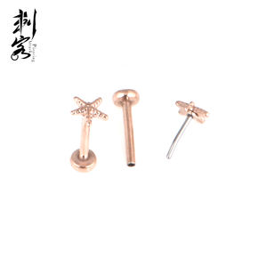 Top senza filo 316L in acciaio chirurgico Push in stile Labret fish star - Product Image 6