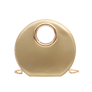 <span class=keywords><strong>Borsa</strong></span> da Donna Transfrontaliera 2026 Nuova Collezione Europea e Americana Retrò Chic Personalizzata <span class=keywords><strong>a</strong></span> Mezzaluna con Tracolla <span class=keywords><strong>a</strong></span> Catena - Product Image 1