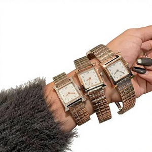 Reloj de Cuarzo para Mujer Marca H, Estilo Antiguo de Lujo, Diseño de Monedas de Dibujos Animados, Correa de Cuero Italiano Cuadrada de 16 mm, Resistente al Agua, Cristal de Zafiro - Product Image 1