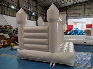 Trampoline de château blanc en PVC à prix d'usine pour les décorations de mariage et de célébration en plein air - Product Image 5