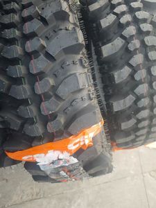 ยางเรเดียลสำหรับทุกสภาพพื้นผิว สภาพใหม่ แบบไม่มียางใน ได้รับการรับรองมาตรฐาน ECE/DOT ISO ใช้ได้ทุกฤดู สำหรับรถออฟโรด SUV/MPV/รถบรรทุก - Product Image 4