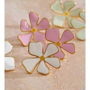 أقراط مطلية بالذهب من الفولاذ المقاوم للصدأ بتصميم كرتوني أنيق من JINYOU 2348 للنساء - Product Image 4