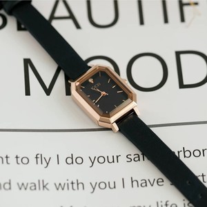Reloj de Pulsera de Cuarzo para Mujer, Diseño Minimalista Retro, Correa de Cuero, Moda para el Trabajo, Modelo 13004 - Product Image 1