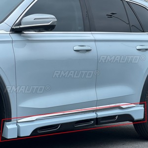 Kit de carrocería con faldones laterales, alerón, extensión, divisor, difusor y protector para Geely Monjaro L 2021-2025 - Accesorios para coche - Product Image 3