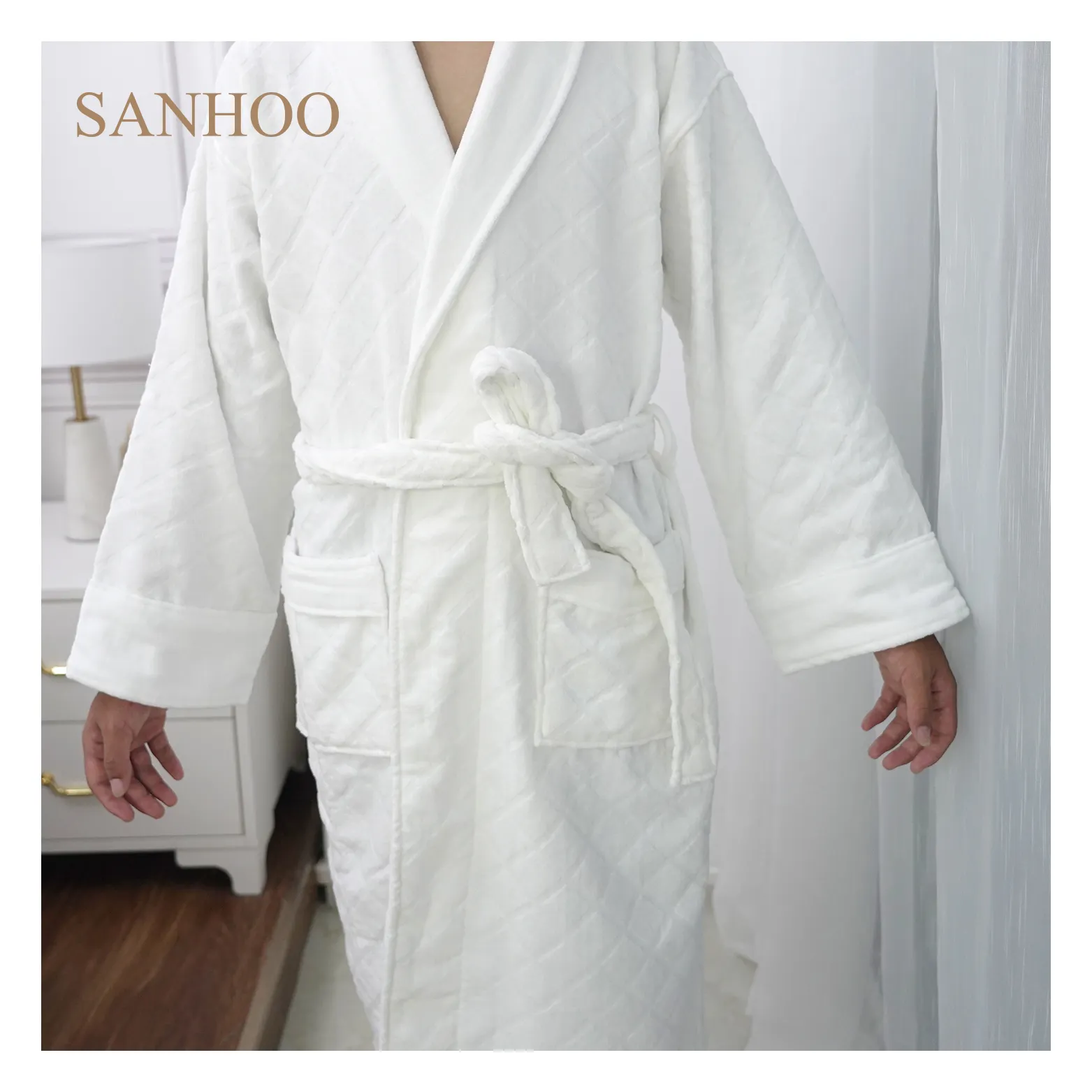 SANHOO Customized Soft 380GSM Velour Spa Robe Unisex Luxury Jacquard Weave 5 Star Hotel Bathrobe