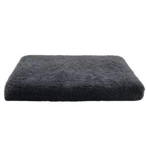 2024 Hot Selling Plush Pet Beds Washable RemovableFloor Mat Throw Blanket For Dogs Cats