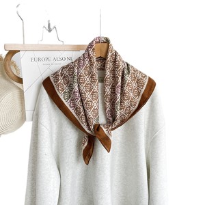 Pañuelo cuadrado Qin Fang Paisley de terciopelo con estampado de espiga para mujer, bufanda de cuello, chal de otoño, cinturón para la cintura - Product Image 5