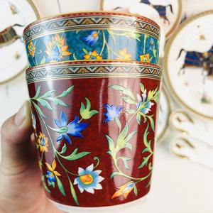 Juego de Vajilla de Porcelana Fina de Diez Piezas con Diseño Moderno y Lujoso, con Patrón de Dibujos Animados, en Caja de Regalo para Regalos - Product Image 3