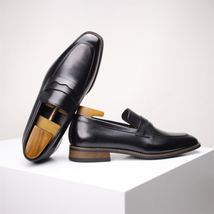 Mocassins en cuir faits main pour hommes, en cuir pleine fleur, à enfiler, pour affaires et décontractés - Product Image 2