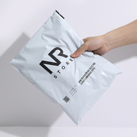 Sacs d'expédition postaux personnalisés en polyéthylène pour vêtements, t-shirts et emballages, avec poignée et traitement à l'amidon