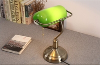 Lampe de table de banquier européen en gros en Chine lampe de table nordique lampe de bureau Gree