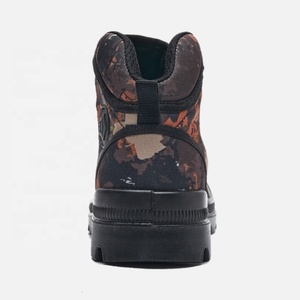 Vente en gros de bottines montantes camouflage pour hommes bottes décontractées en polyester respirant pour l'extérieur fermeture à lacets pour l'été - Product Image 2